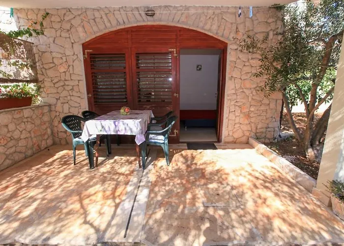 Silvana Rogoznica (Sibenik-Knin)