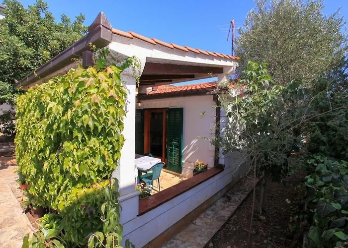 Silvana Daire Rogoznica (Sibenik-Knin)